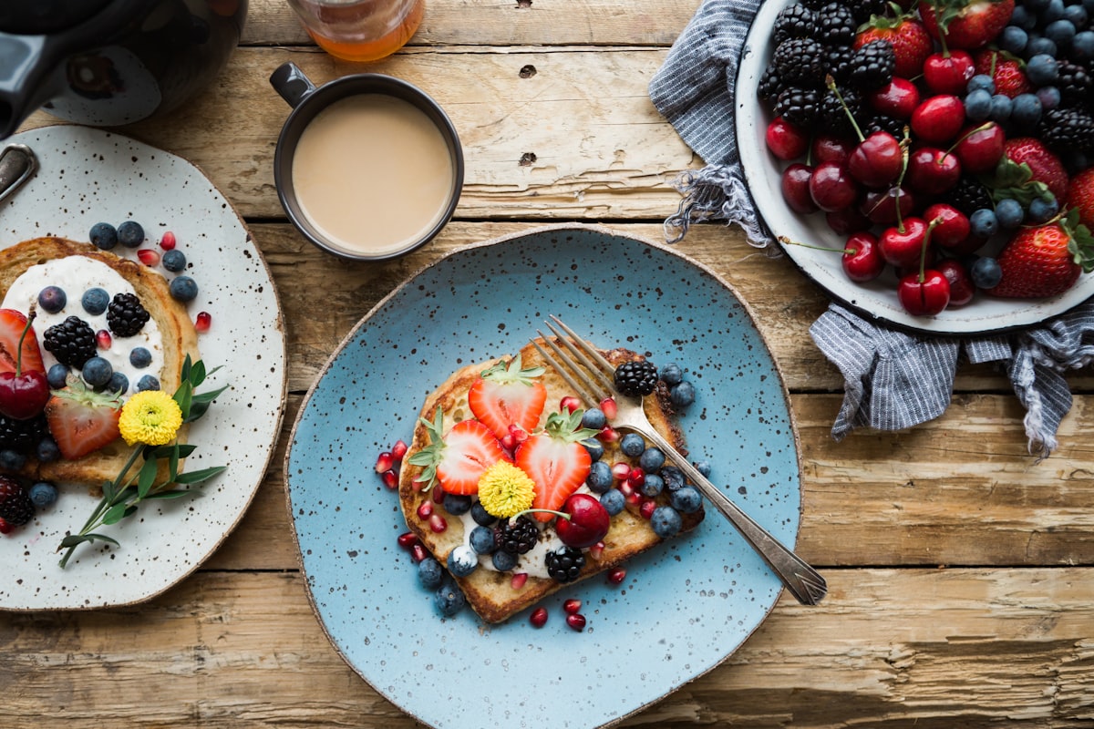 Fruits frais et noix pour un en-cas nutritif